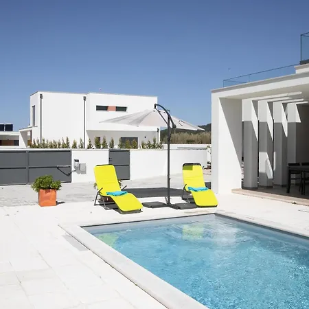 וילה Casa Da Praceta - By Sch Alfeizerão