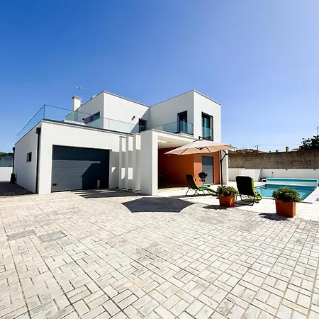 Casa Da Praceta - By Sch Vila