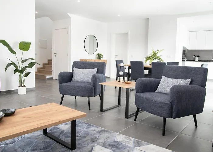 Casa Da Praceta - By Sch * Alfeizerão